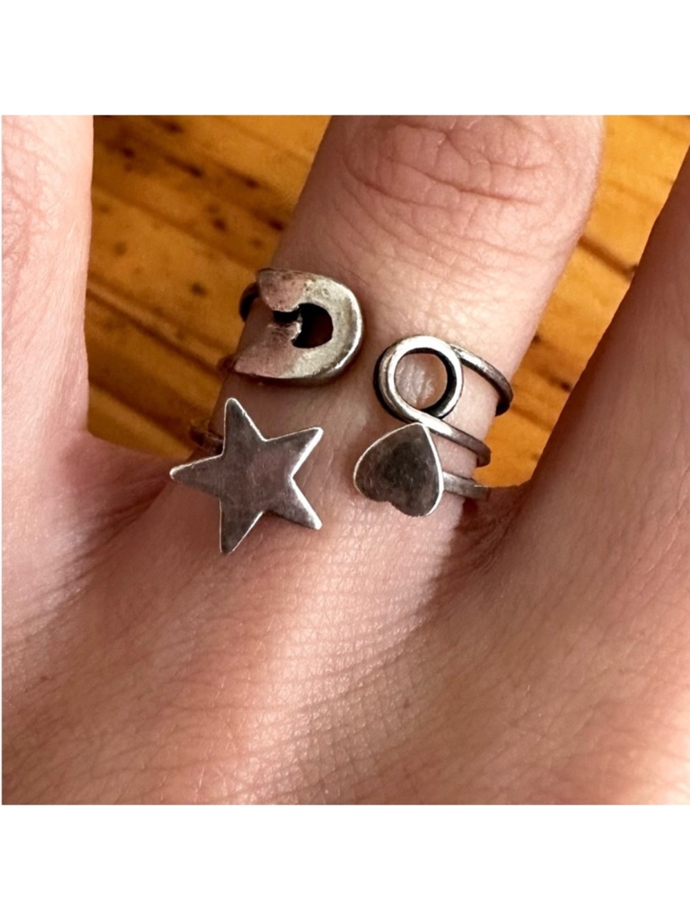 SAINT LAURENT Set of 2 Sterling Silver
Rings (Pair) Star Heart Safety Pin YSL - Picture 2 of 7